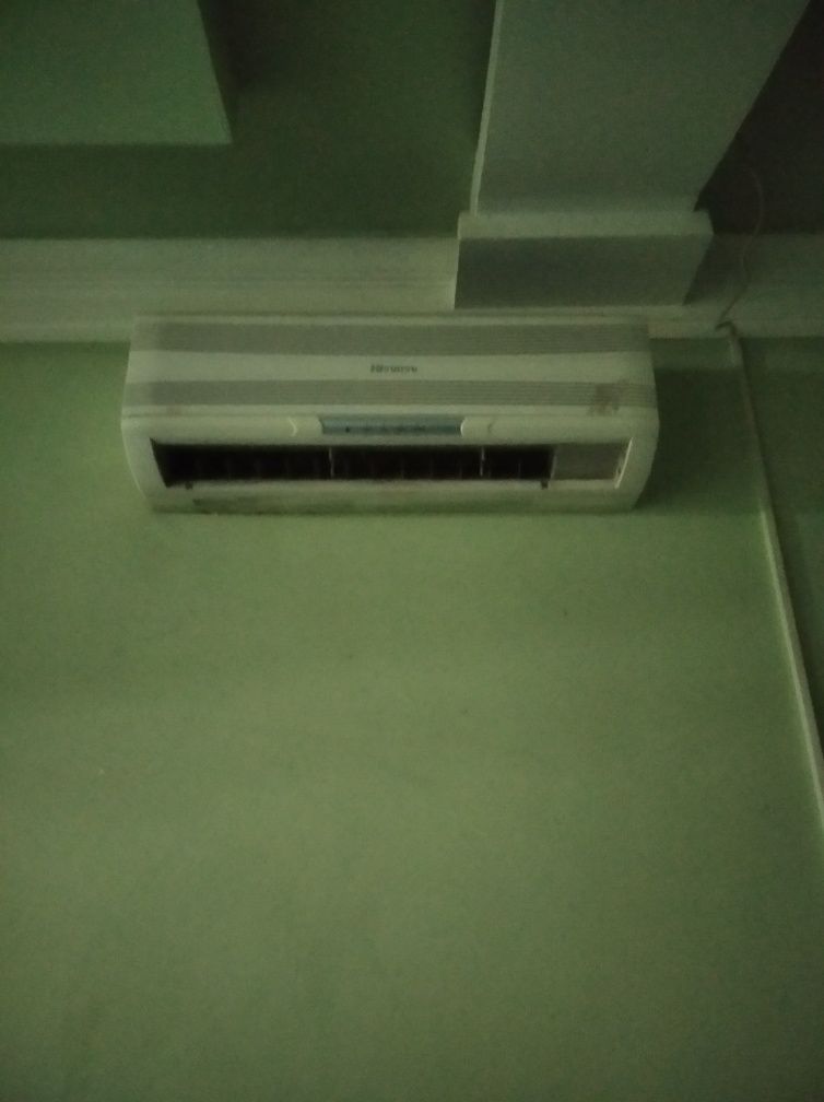 Кондиционер Hisense 18талик сотилади 3 та