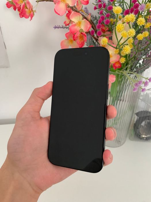 Айфон 15 128гб..