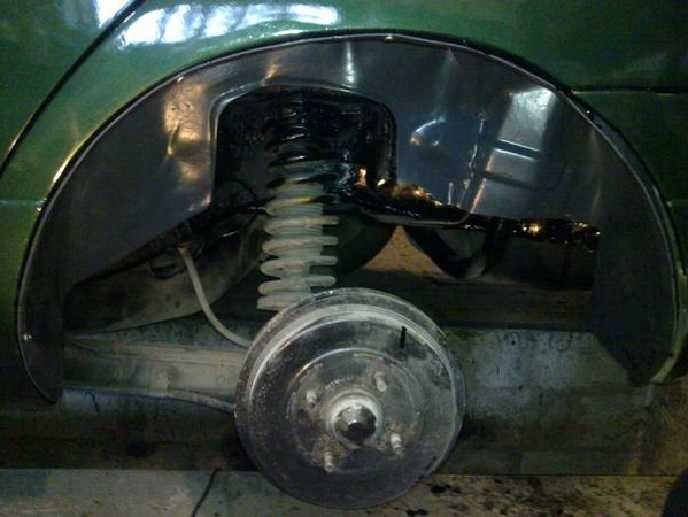 брызговики подкрылки Nissan Primera: P10 P11