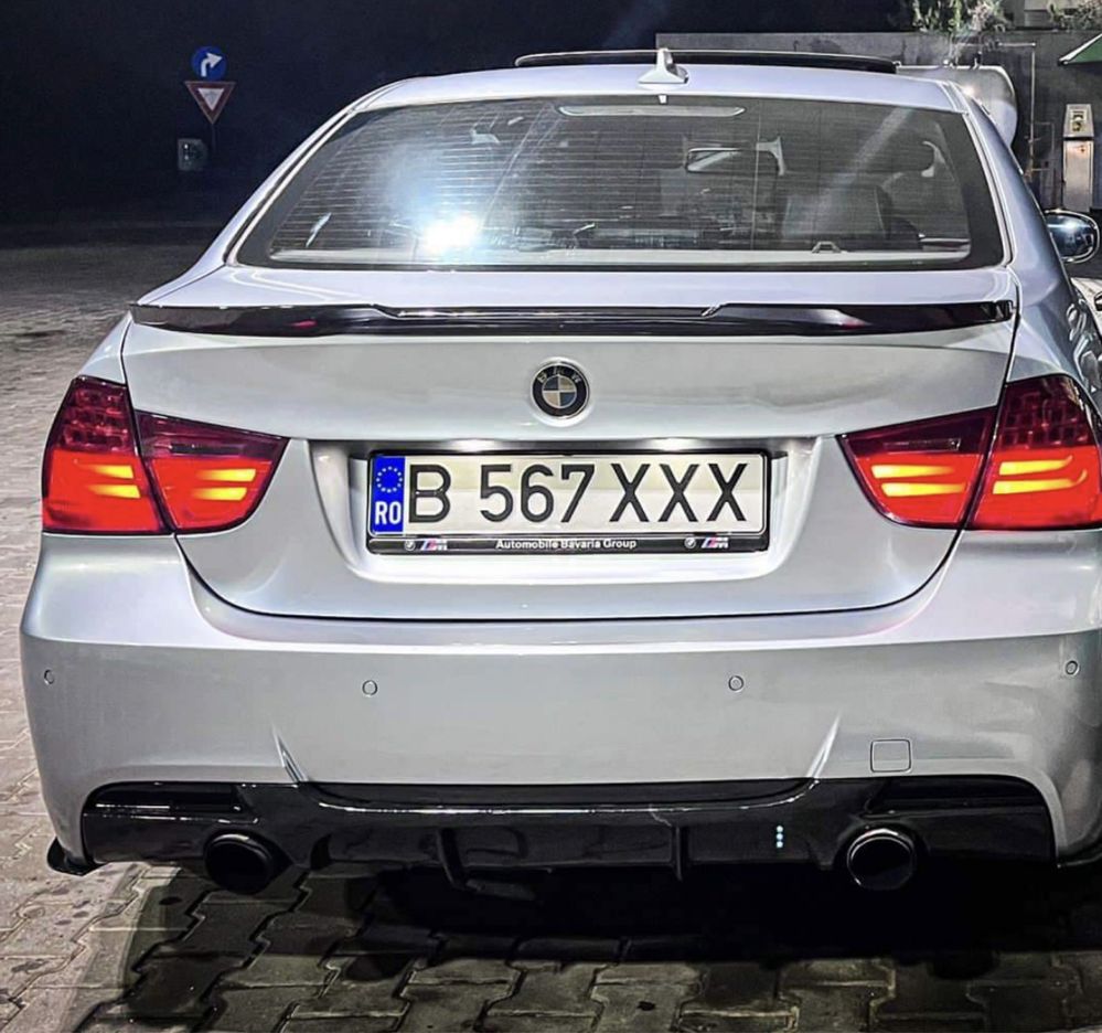 Difuzor Fusta Evacuare BMW E90 E91 335i 335d cu nervuri Striatii