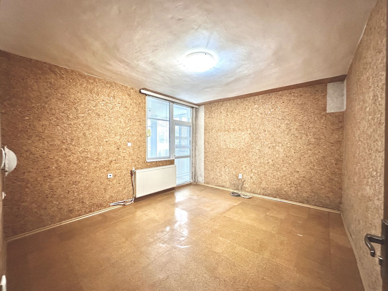Продава се Четиристаен апартамент в Велико Търново, Картала - 110 кв.м за 982 €/кв.м - Снимка #11