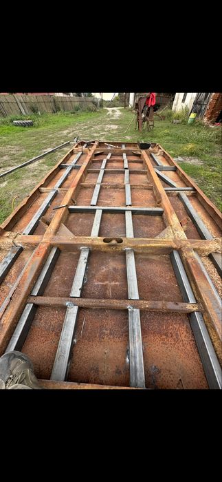 Vand doua remorci auto de 5 tone