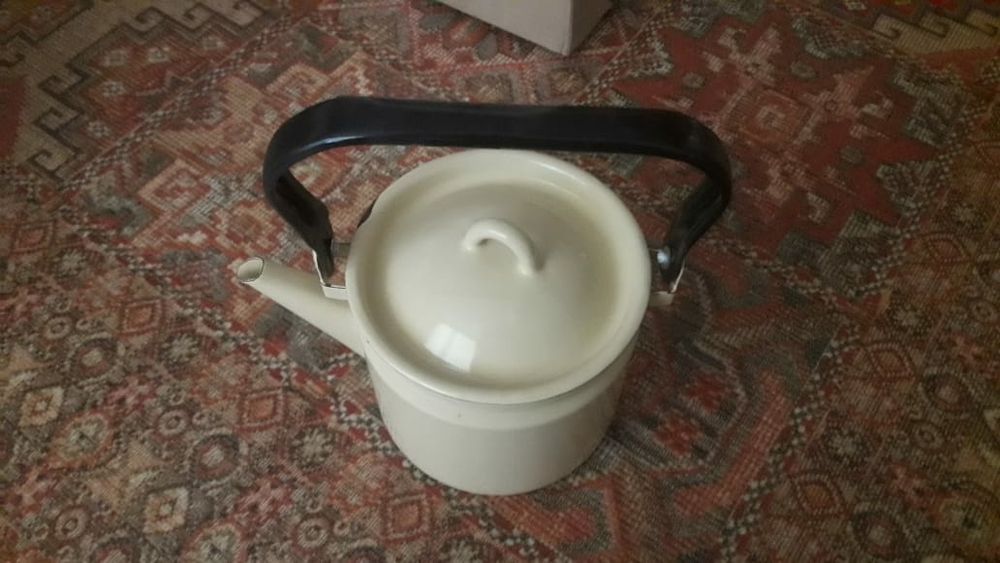 Чайники эмалированный