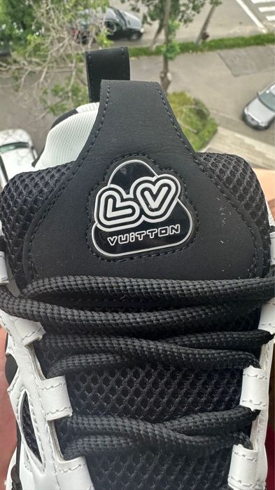 Louis vuitton skate v1 negru/alb