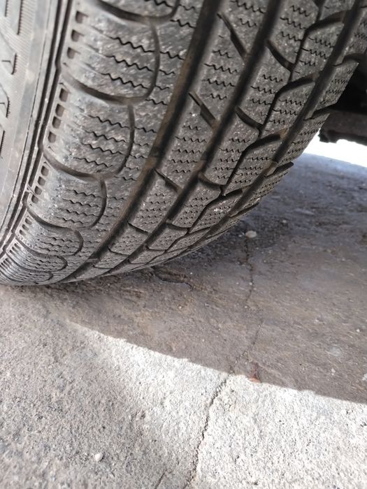 Golf v impecabil 2800 euro