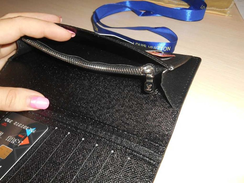 In stoc Portofel pentru bărbați piele 93-27