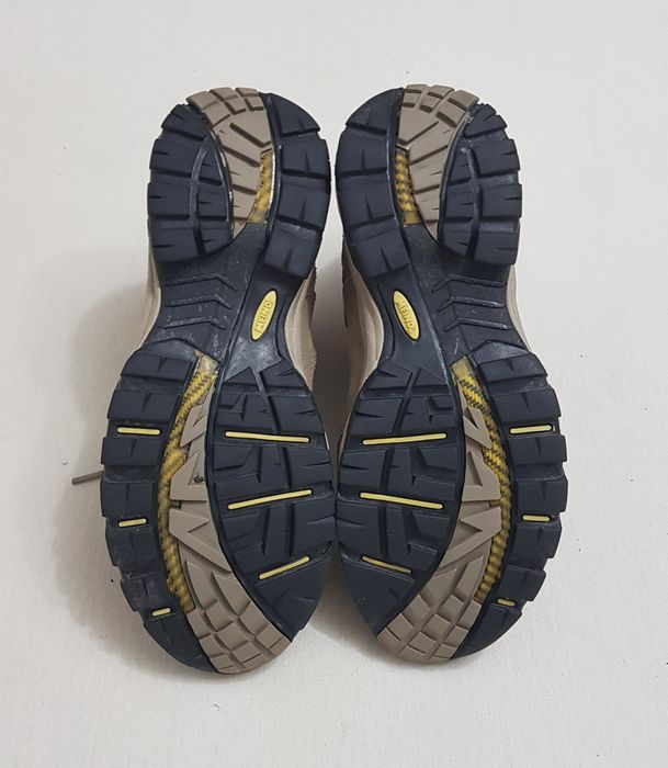 Ghere, bocanci MEINDL Nebraska Mid Gore Tex, piele Nubuk, Nr. 39 EU