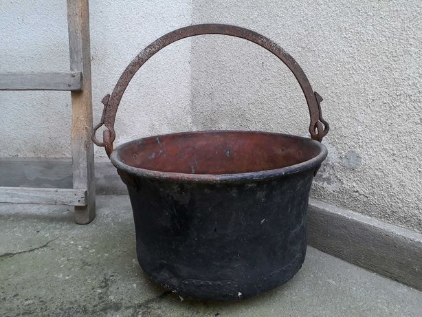 Ceaun / cazan de cupru cu maner de fier vechi, 40 sau 50 de litri
