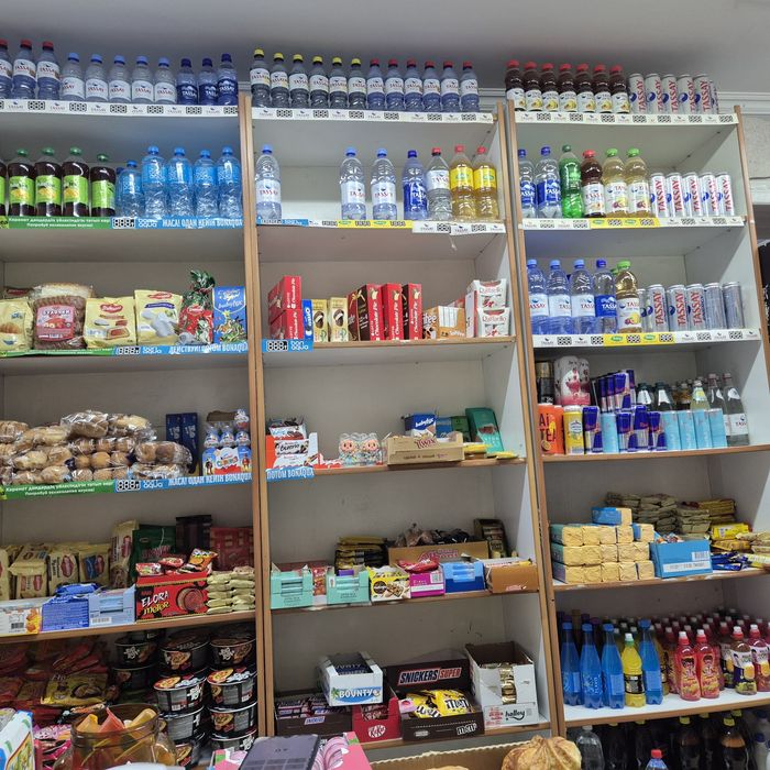 3 Стелажа 2,5м×1м