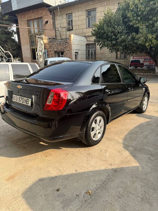 Chevrolet Jentra