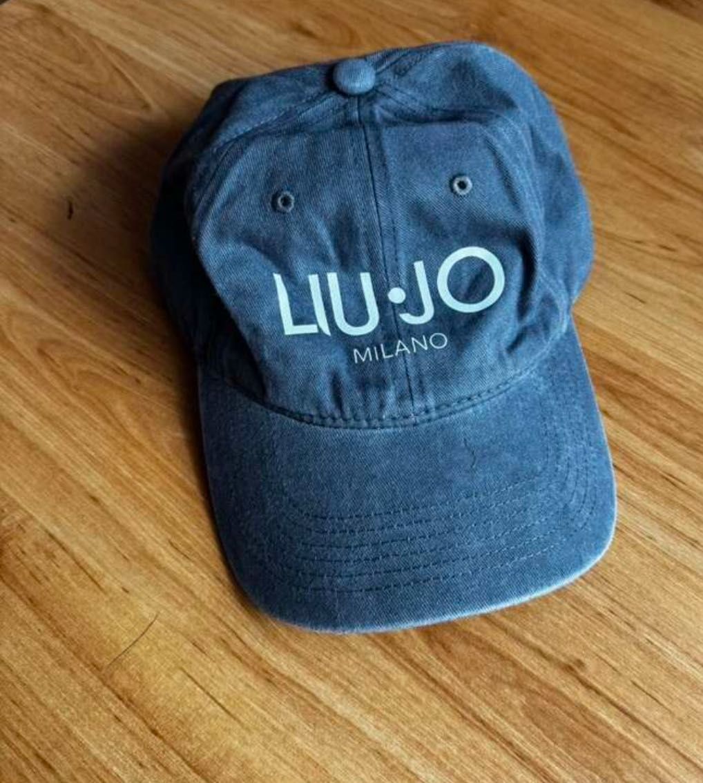 Шапка с козирка Liu Jo Milano