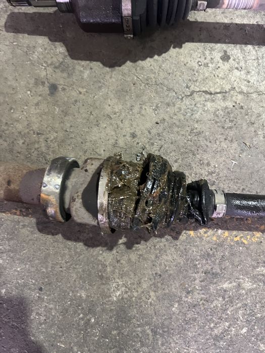 Planetara stanga dreapta Ford Fiesta MK6 1,5 tdci UGJC