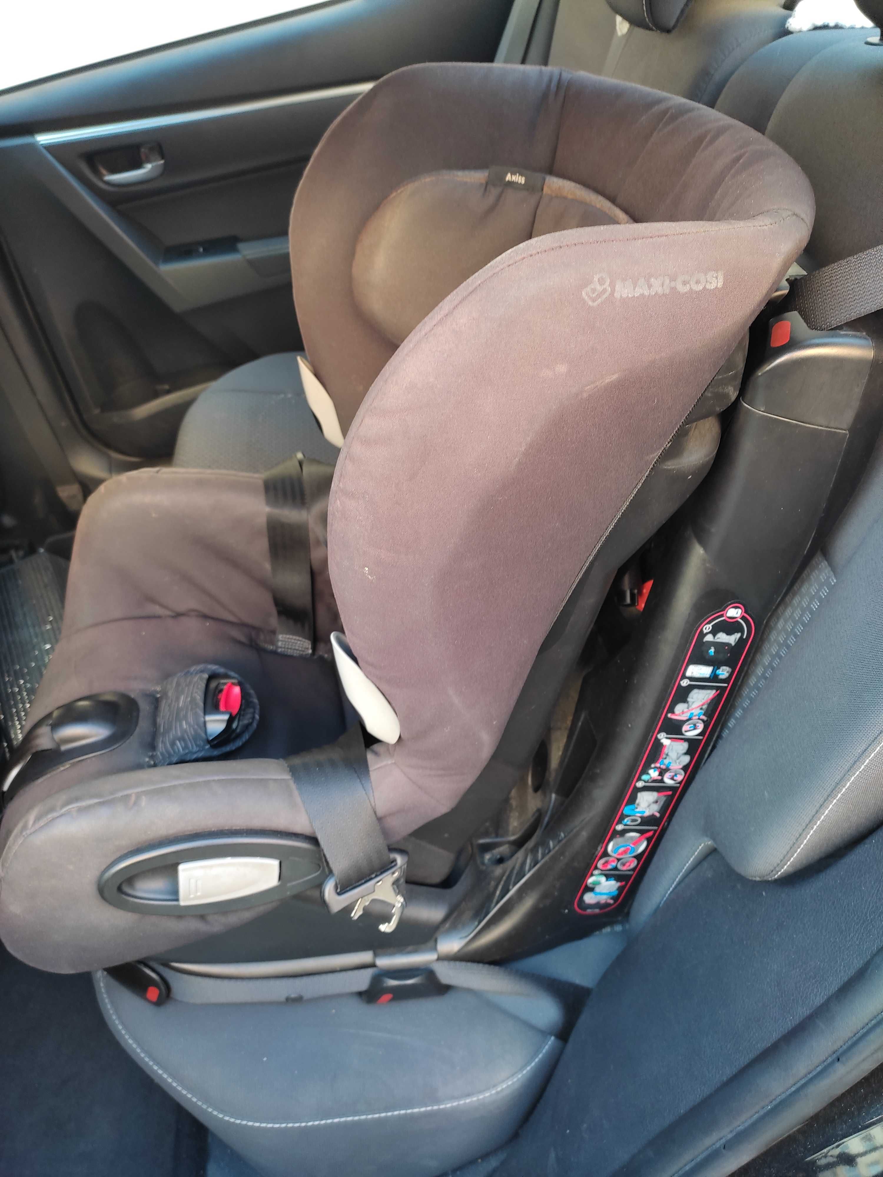 Стол за кола Maxi Cosi Axiss (9-18 кг)