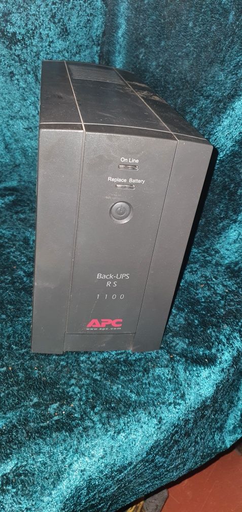 ИБП APC Back UPS RS 1100