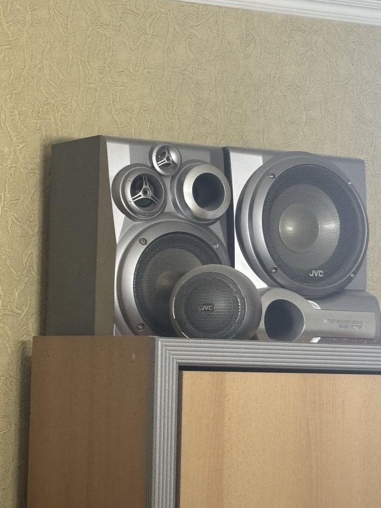 Музыкальный центр JVC