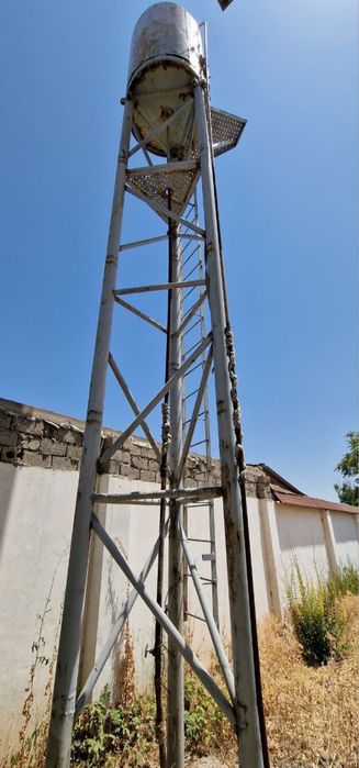 Продаётся водонапорная башня.