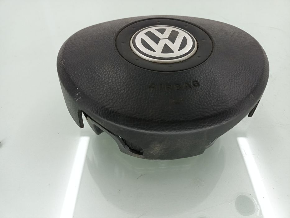 Dezmembrez Airbag volan de pe VW POLO 9N 2002-2007