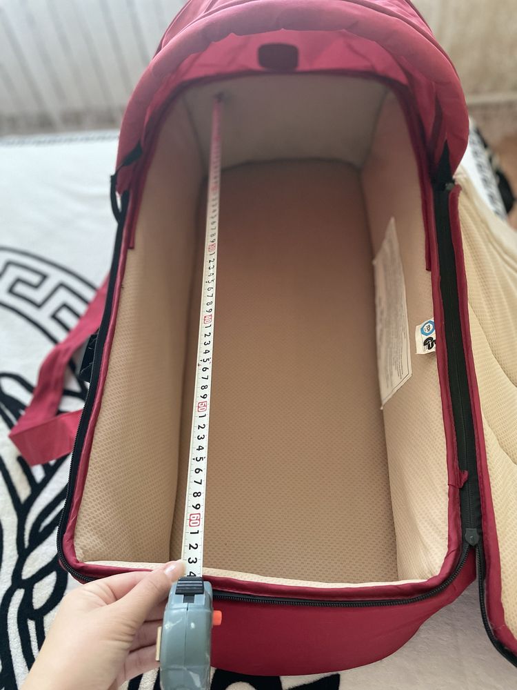 Продам люльку-переноску. Chicco.