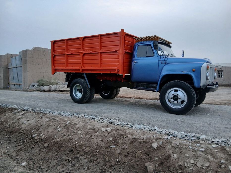 Gaz 53 samansval sotiladi