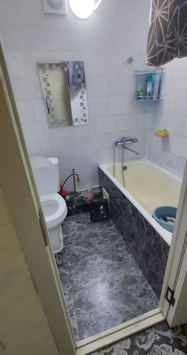 Квартира продаётся Чиланзар 24 квартал 1/5/5 балк 2*6 алмаз ресторан