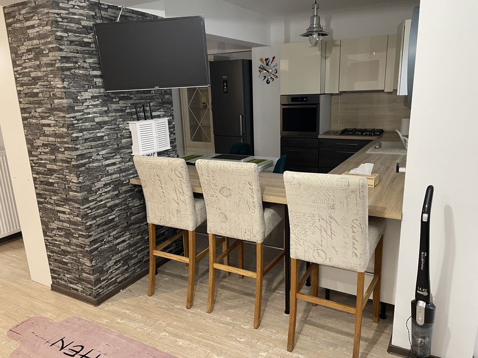 Inchiriez apartament 2 camere complet mobilat