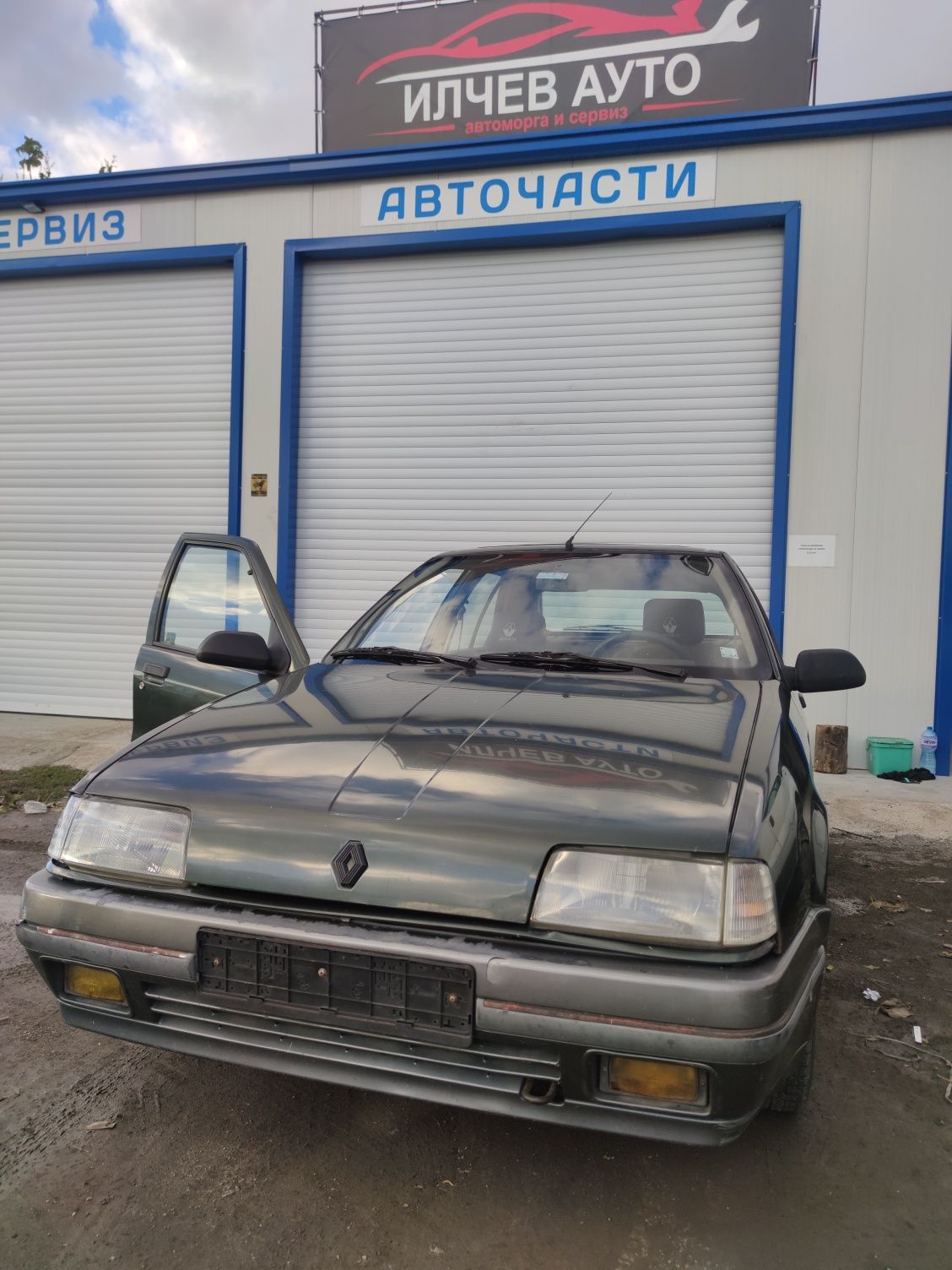 Рено 19/Renault 19 1.8 90 к.с на части