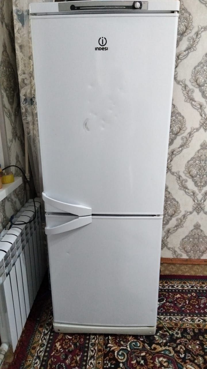 Холодильник 35000т