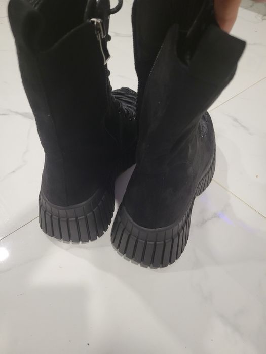 Ghete piele intoarsa