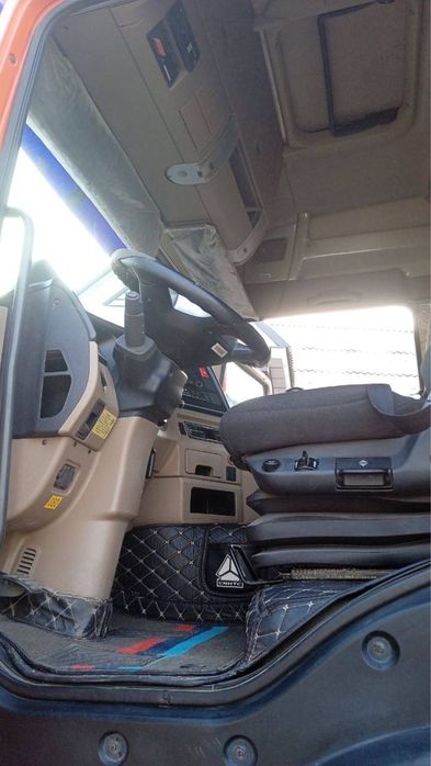 Howo zz4257v324ge1 2021