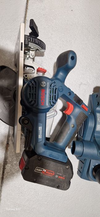 Bosch ,circular ,rindea pe acumulator