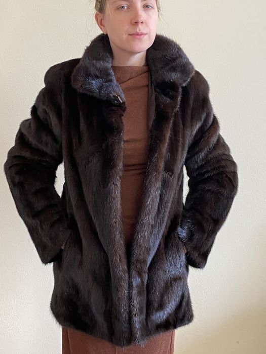 Шуба норковая укороченная