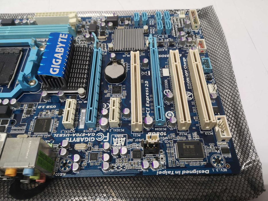 Дънна платка - GUGABYTE GA-870A0USB3L
