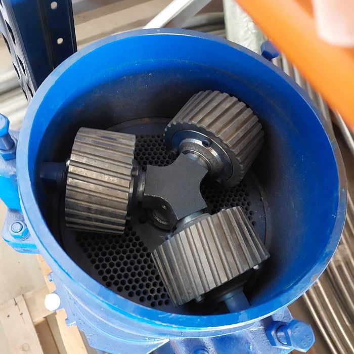 Преса за гранули KL-260 С ДВИГАТЕЛ 5 kW/1500 об/мин