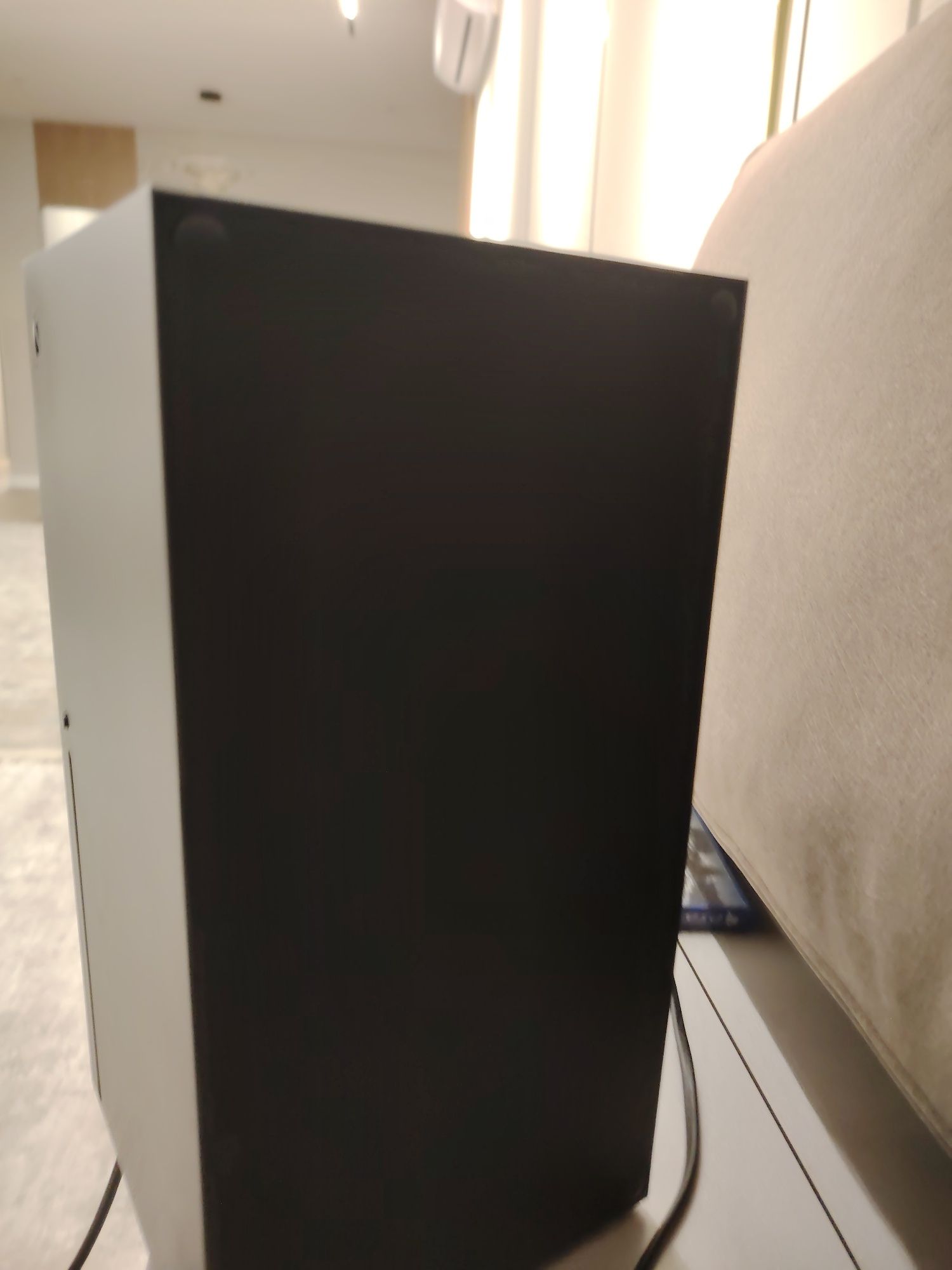 Xbox series x на 1 терабайт с 60 играми
