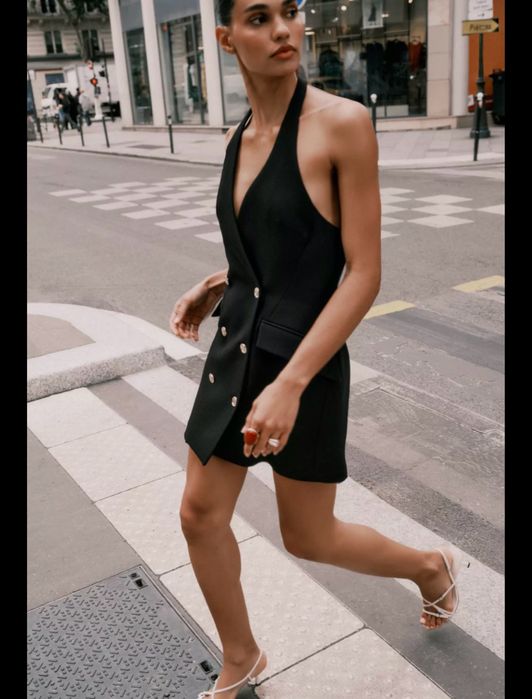 Къса рокя тип блейзър