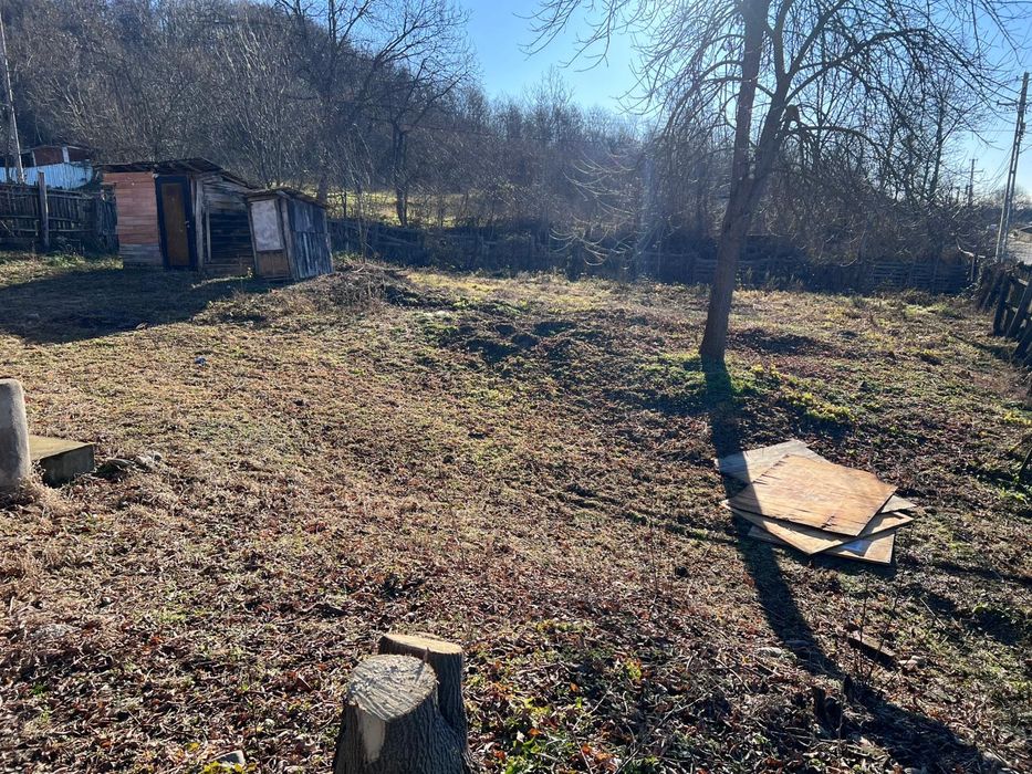Casa tradițională cu teren mare, perfectă pentru modernizare!