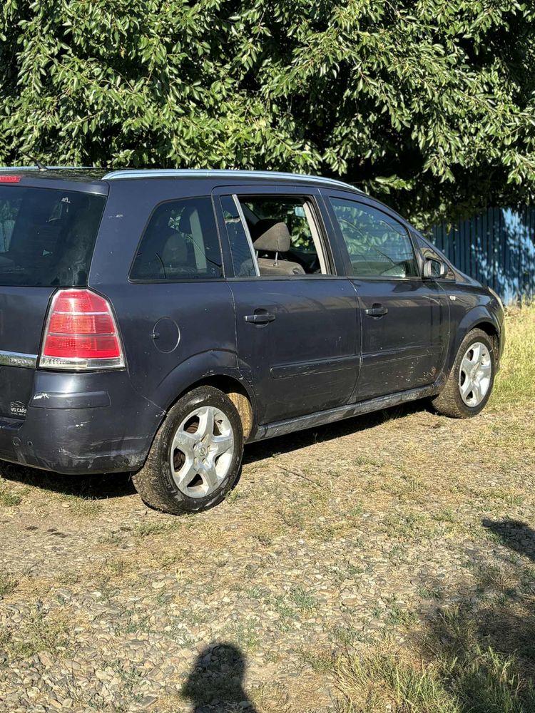Vand opel zafira 1.9 tdi