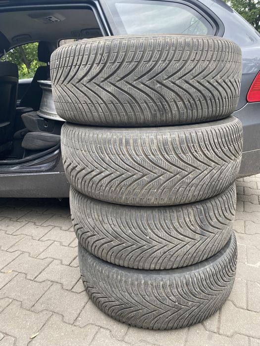 235 50 18 - BFGoodrich - зимни гуми
