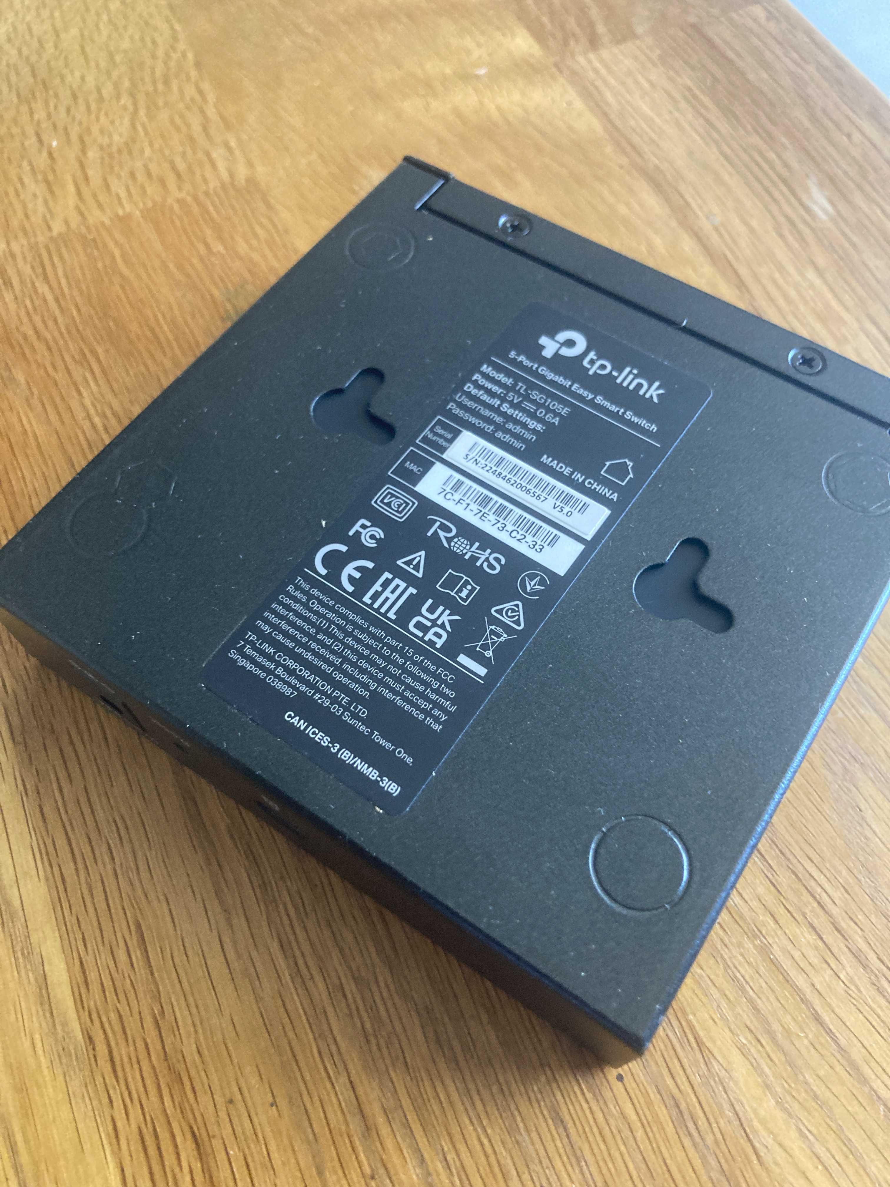 5-портов Gigabit Ethernet Switch TPLink TL-SG105E