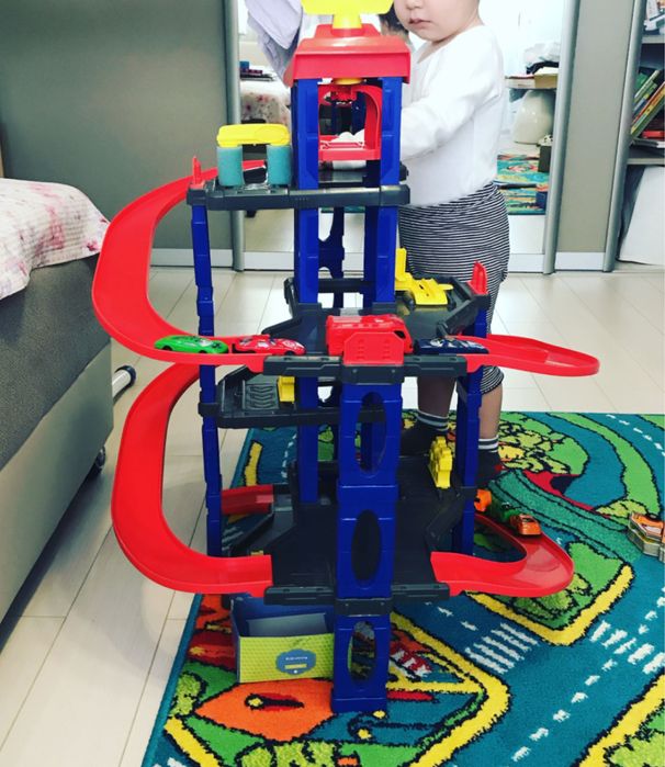 Circuit masinute 4 etaje