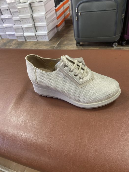 Дамски зимни боти