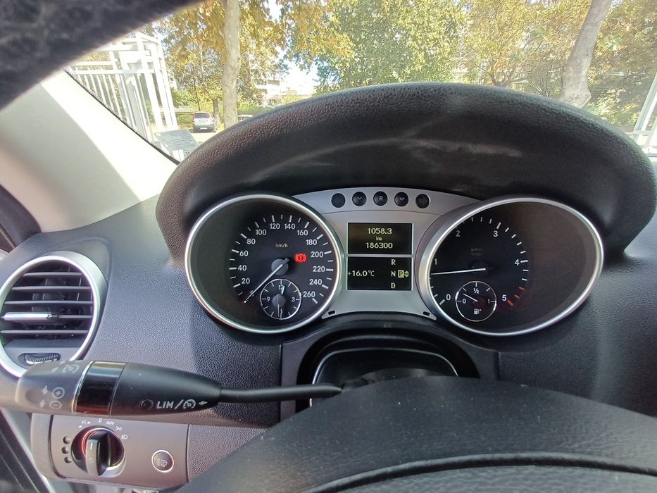 Мерцедес Мл320  2007г