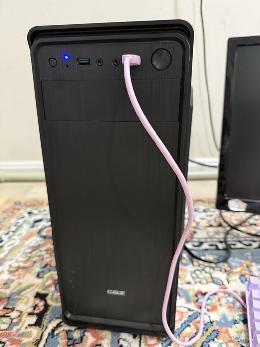 Компьютер LG , клавиатура , монитор