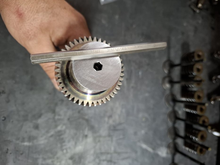 Recondiționare hexagon pompe ulei vw