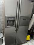 Frigider Samsung Side-by-Side600 L, 180x98 cm, cu dozator apă/gheață