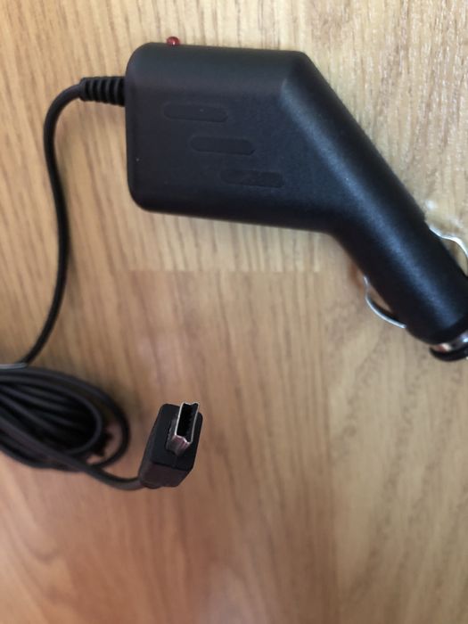 Incarcator auto GPS