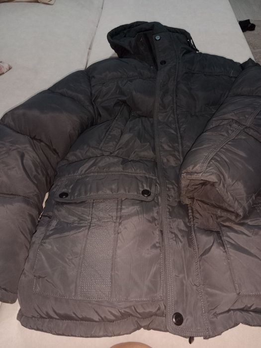 Продам зимнюю мужскую куртку