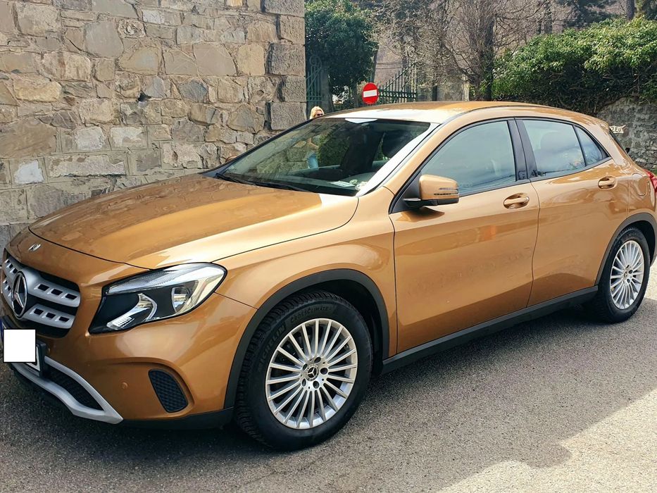 Mercedes-Benz GLA SUV Mercedes facelift GLA200,IMPECABIL,benzina,50000km,UNIC PROPRIETAR