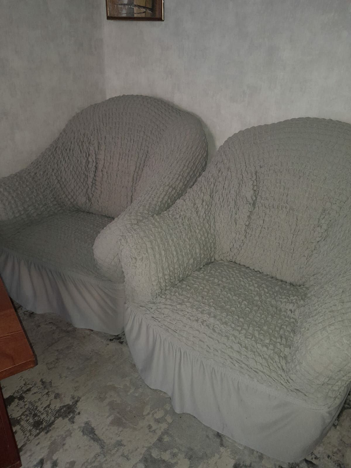Продам диван и 2 кресла б/у