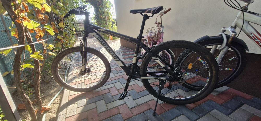 De vanzare 2 biciclete